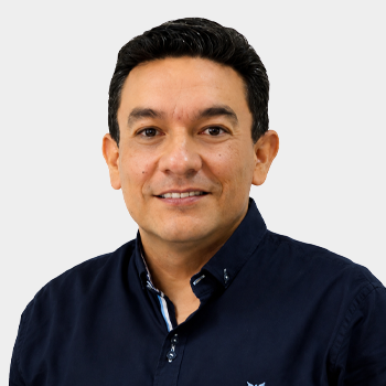 Fotografía del funcionario Julio Alfonso Martinez